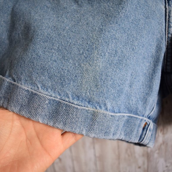 Vintage Calvin Klein Light Wash High Rise Shorts - Picture 4 of 6